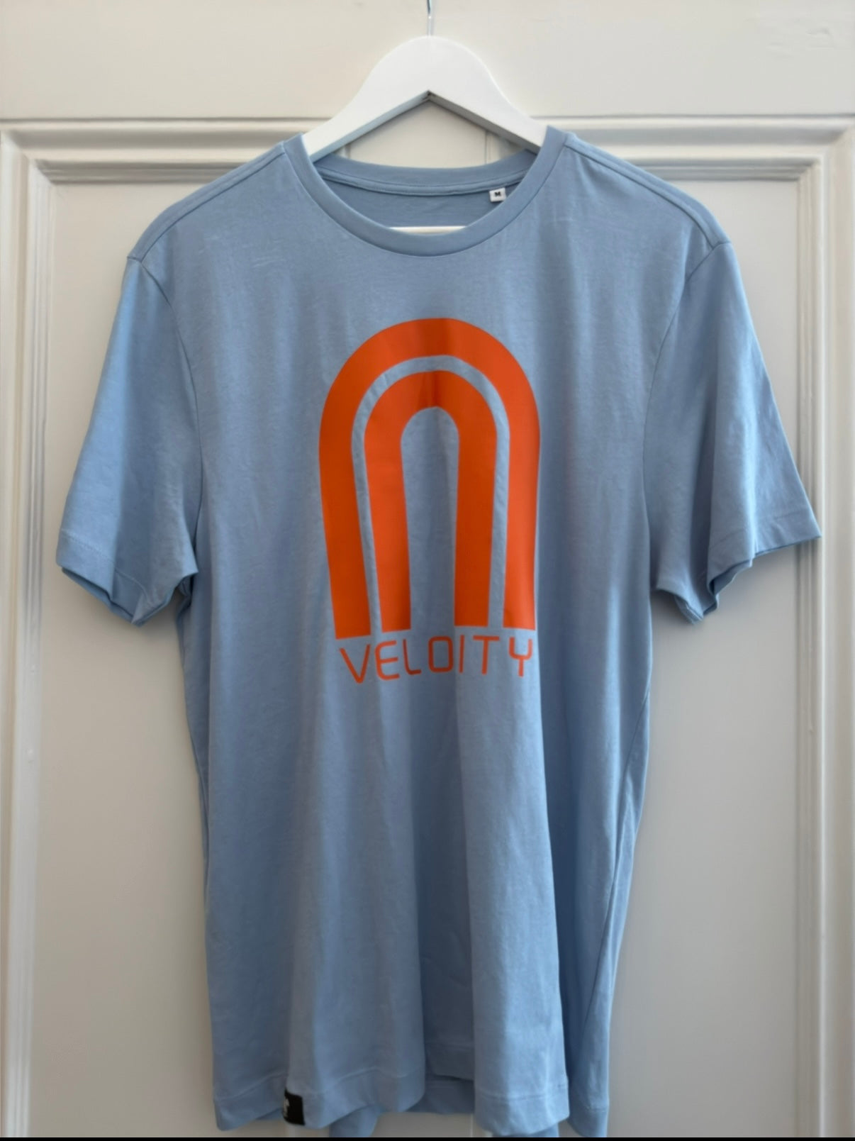 T-shirt with orange logo